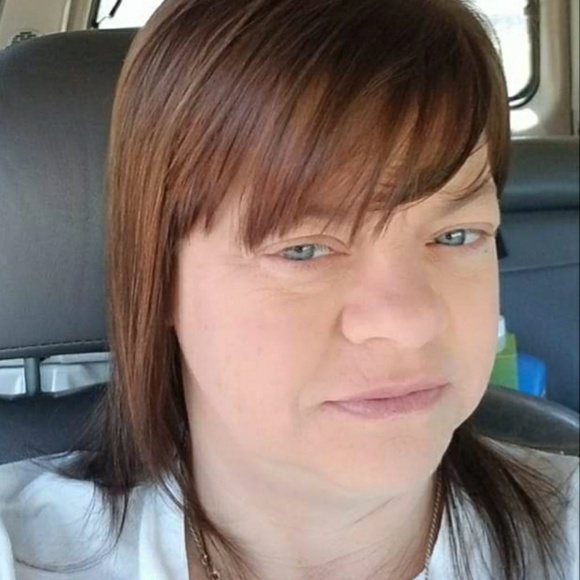 Profile Picture of Tara Iseminger (@iceman1973) on Poshmark