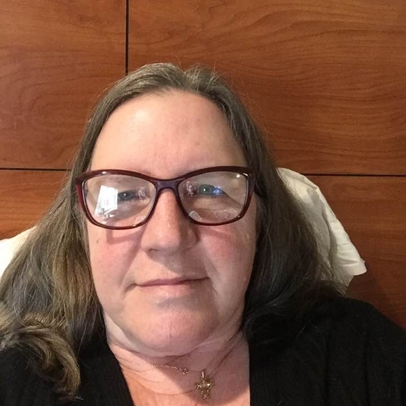 Profile Picture of Brenda Cunningham (@brencun) on Poshmark