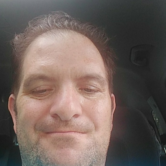 Profile Picture of Benjamin Wells (@wells0809) on Poshmark