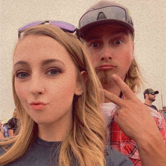 Profile Picture of Stephanie Elgert (@stephanieelgert) on Poshmark