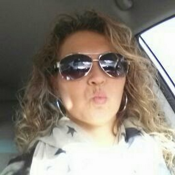 Profile Picture of Nessa Auvil (@vauvil0818) on Poshmark