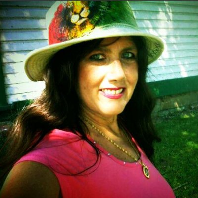 Profile Picture of Sheri Lynn Pritchett (@PoemTrees) on Twitter