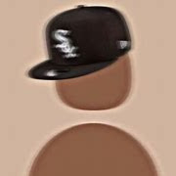 Profile Picture of Amari Smith (@amarismith965) on Poshmark