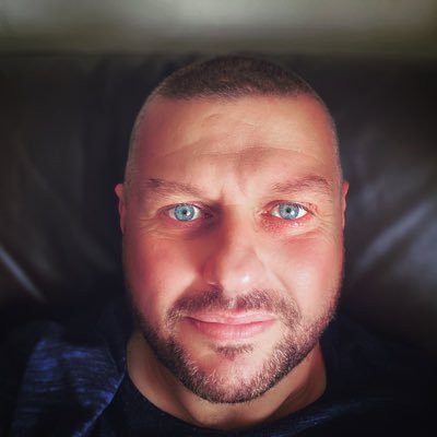 Profile Picture of Jon Prendergast (@JonnyPea) on Twitter