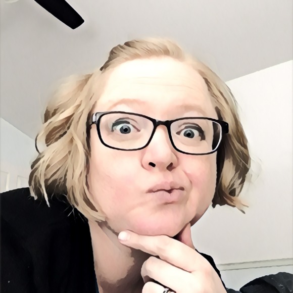 Profile Picture of Emily Sigler (@emilysigler1) on Poshmark