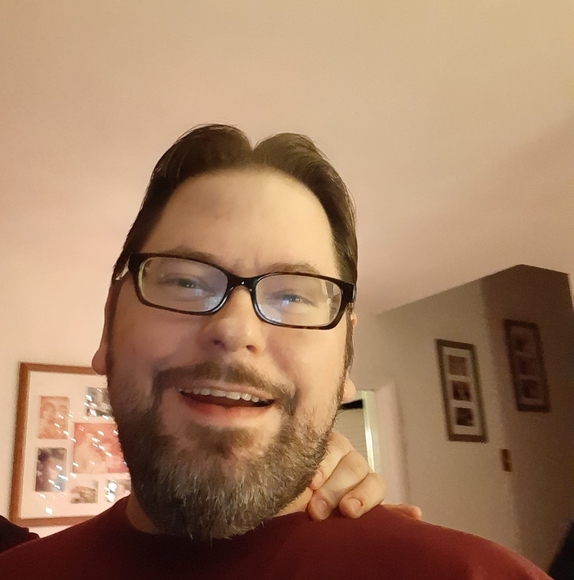 Profile Picture of Joseph Evaldi (@jevaldi) on Poshmark