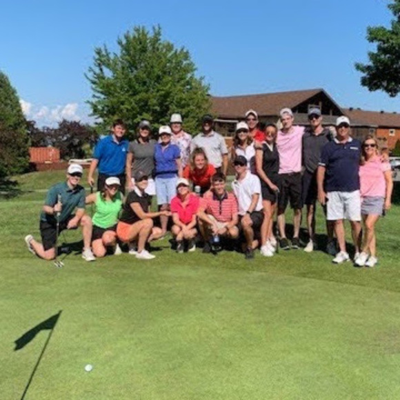 Profile Picture of Taylor Lafave (@taylorlafavexo) on Poshmark