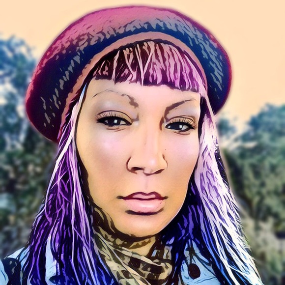 Profile Picture of Kimberly Montoya (@rudegurl187) on Poshmark