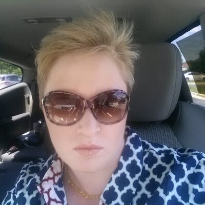Profile Picture of Shelly Ingraham (@redbinker) on Twitter