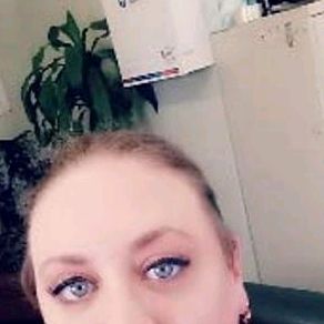 Profile Picture of LoriPeterR_Z (@loripeterr_z) on Tiktok