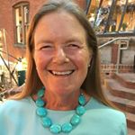 Profile Picture of Paula Sinn-Penfold (@putterppenfold) on Instagram