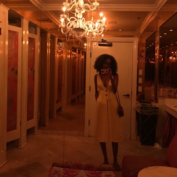 Profile Picture of Carmel Alemayehu (@calemaye) on Poshmark