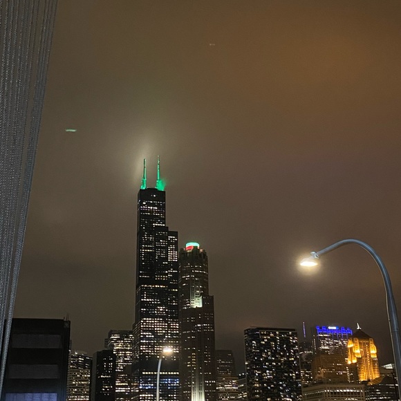 Profile Picture of Hiso (@hillsmerino) on Poshmark