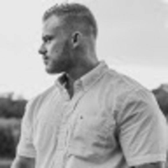 Profile Picture of James Koepsell (@jpkoepse) on Poshmark