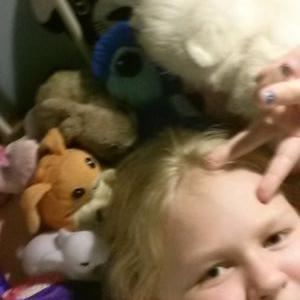 Mia Laura Simson - Twitter Profile Picture of Mia Laura Simson (@minecraftcu) on Twitter