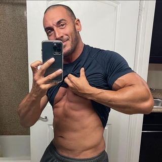 Profile Picture of Brad Ruiz (@bradjruiz) on Instagram