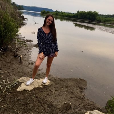 Profile Picture of Bobbie Nichols (@BobbieHettinger) on Twitter