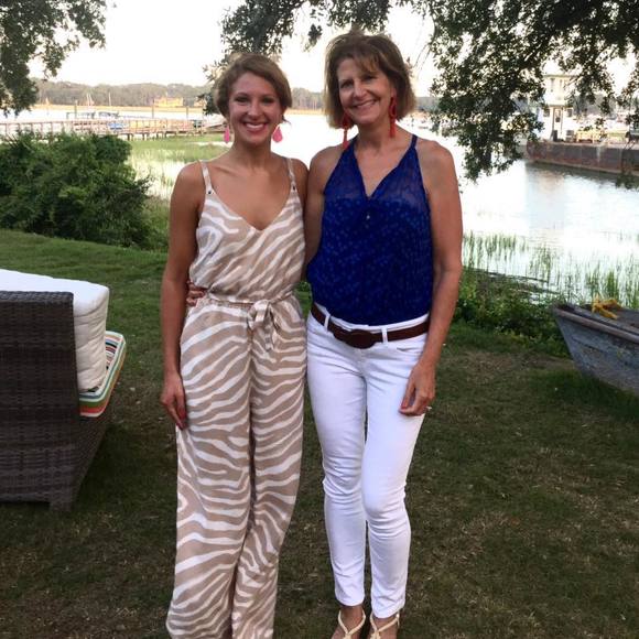 Profile Picture of Kristen Hickerson (@kmhick22) on Poshmark