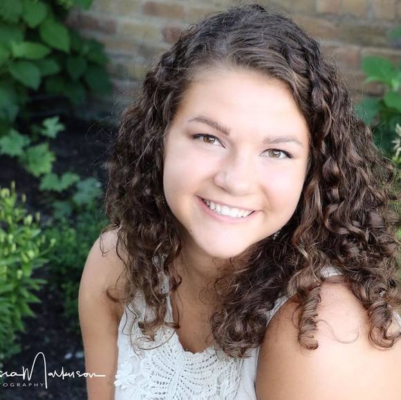 Profile Picture of Abby Schramel (@aschramel) on Poshmark