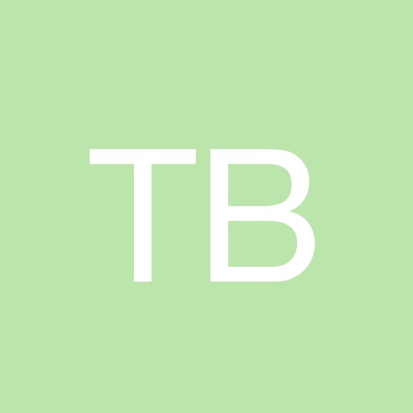 Profile Picture of Tyler Browne (@tylerbrowne173) on Poshmark