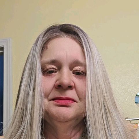 Profile Picture of April Steed (@april.steed5) on Tiktok