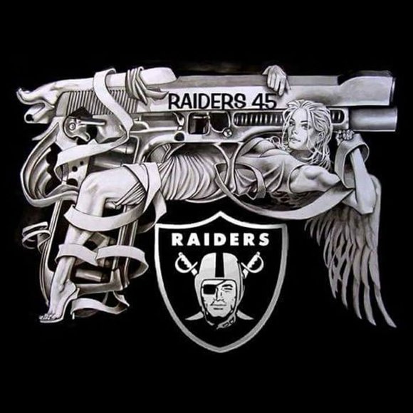 Dario Escobar - Poshmark Profile Picture of Dario Escobar (@dario_escobar) on Poshmark