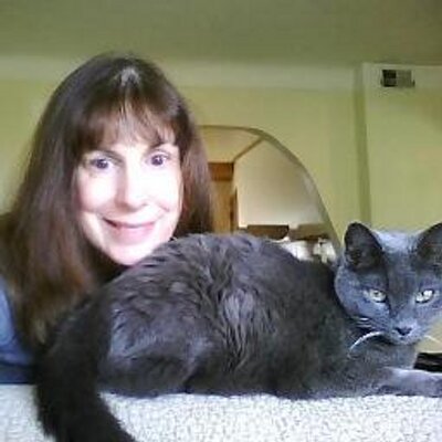 Profile Picture of Iris Ledford (@iledford) on Twitter