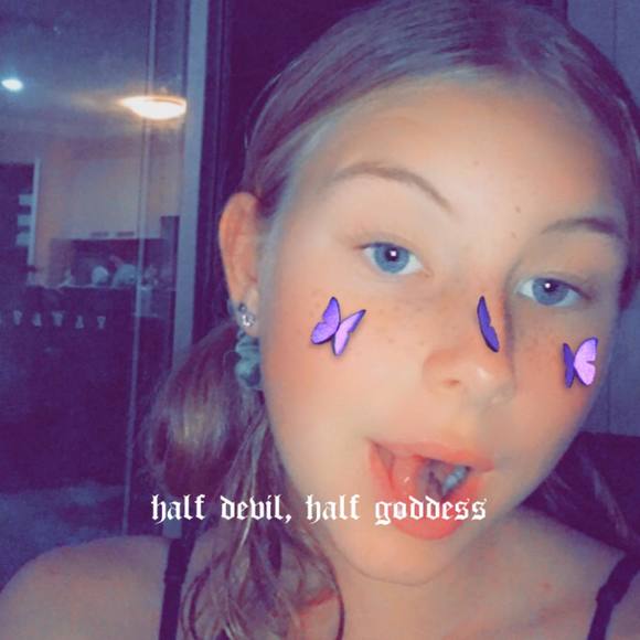 Profile Picture of Brooke Read (@readbrooke7) on Poshmark
