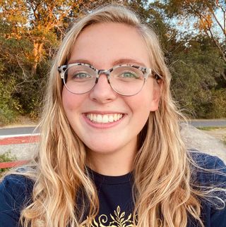 Profile Picture of Betsey Roundy (@betsey.roundy) on Facebook