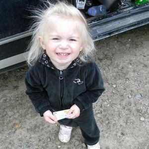 Profile Picture of Karen Bills (@karen_bills) on Myspace