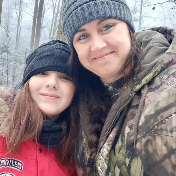 Profile Picture of Jennafer Yee yee (@outlawwomen007) on Poshmark