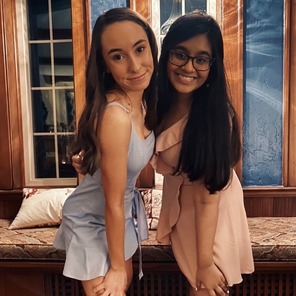 Profile Picture of Maura Overman (@mauraoverman) on Poshmark
