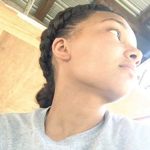 Profile Picture of Mariette Martin (@threatgang) on Poshmark