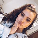 Profile Picture of ✰ angela ✰ (@angela.acton) on Instagram