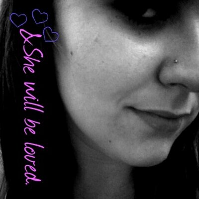 Profile Picture of Hollie Mcgee (@mcgee_hollie) on Twitter