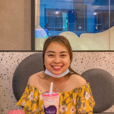 Profile Picture of 𝙾𝚕𝚒𝚊 (@aureliagrce) on Twitter