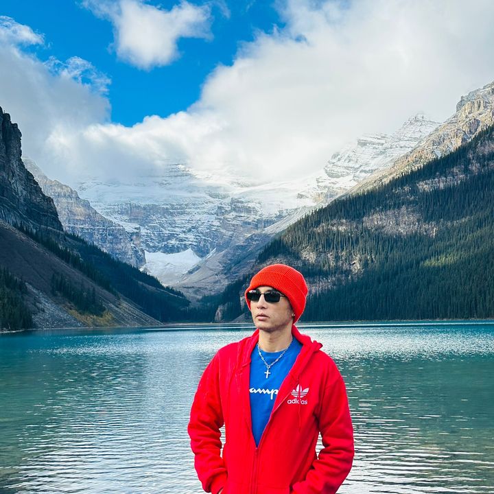 Profile Picture of Benjamin Apivimollak (@benjaminapivimollak) on Tiktok