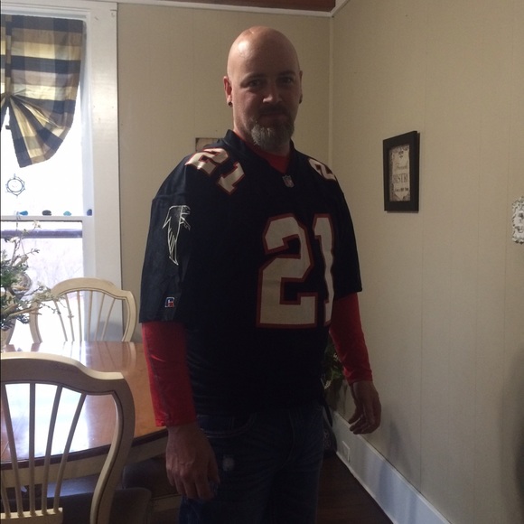 Profile Picture of Jacob Bornhorst (@borney2001) on Poshmark