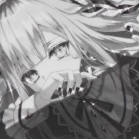 Profile Picture of Mackenzie Picou (@simp4kami) on Poshmark