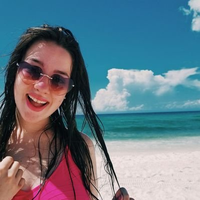 Profile Picture of Julia Neel (@jay__neel) on Twitter