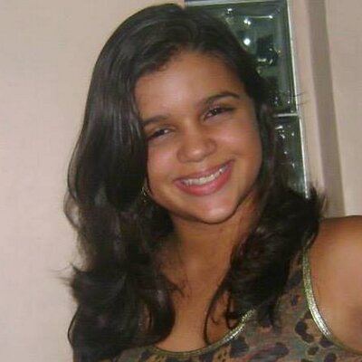 Profile Picture of Lívia Borba E Silva (@lili_luan_bob) on Twitter