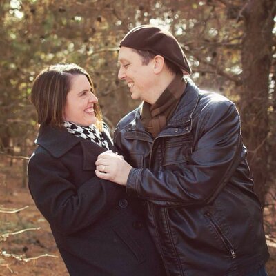 Profile Picture of Amanda Riggins Luna (@SunflowerAl) on Twitter