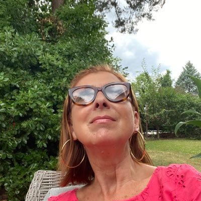 Profile Picture of Danuta Zdunek (@danakoci) on Twitter