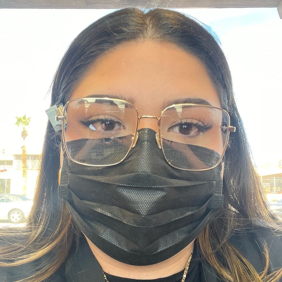 Profile Picture of Ariana Saubel (@yayadaja) on Poshmark
