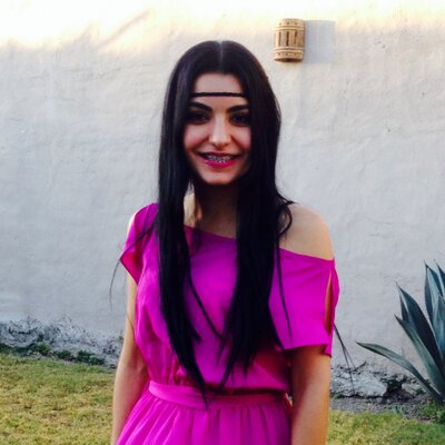 Profile Picture of Bianca Baca (@BiancaBacaV) on Twitter