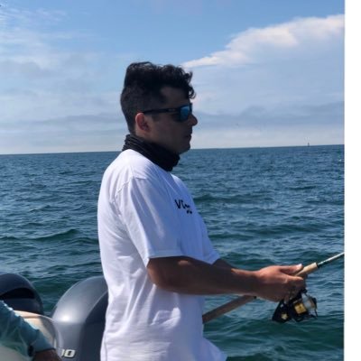 Profile Picture of Daniel Halle (@HalleBurry) on Twitter