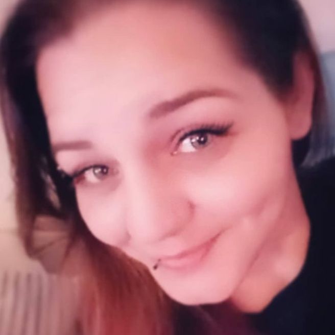 Profile Picture of Amanda (@ajmoochie83) on Tiktok