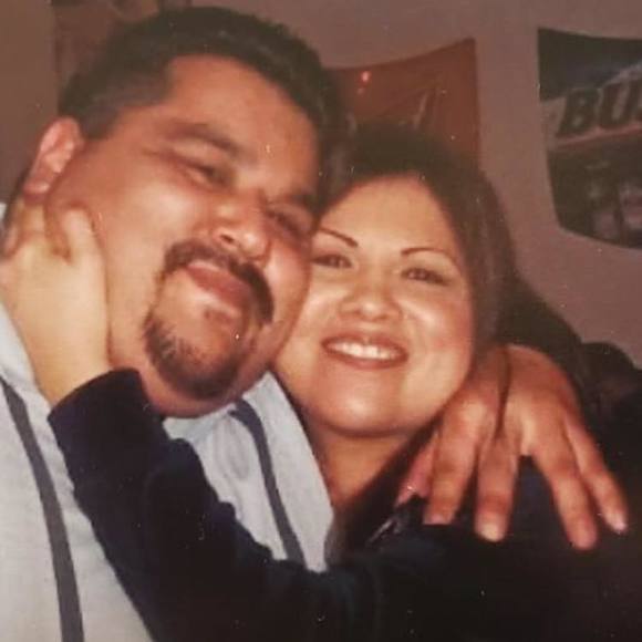 Profile Picture of Anna Raygoza (@annaraygoza8) on Poshmark