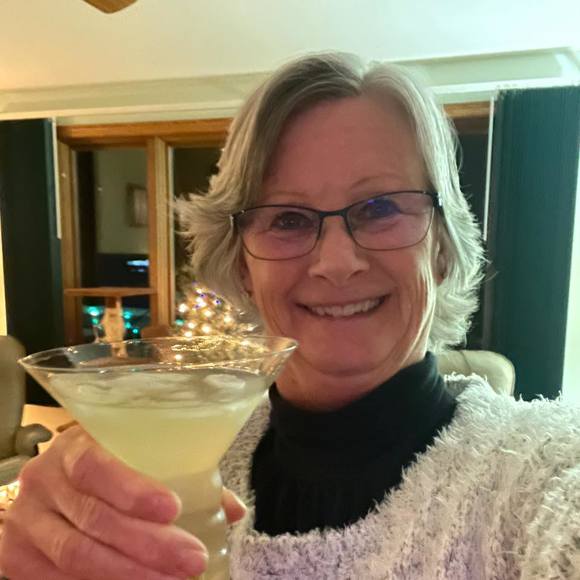 Profile Picture of Cindy Carlsen carroll (@cjcar1961) on Poshmark