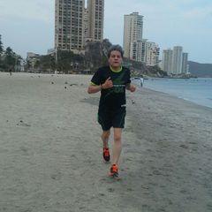 Profile Picture of JULIO R. ALBARRACIN (@albarracho) on Twitter